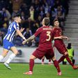 Porto rescató empate ante AS Roma en la Europa League y sigue invicto con Martín Anselmi