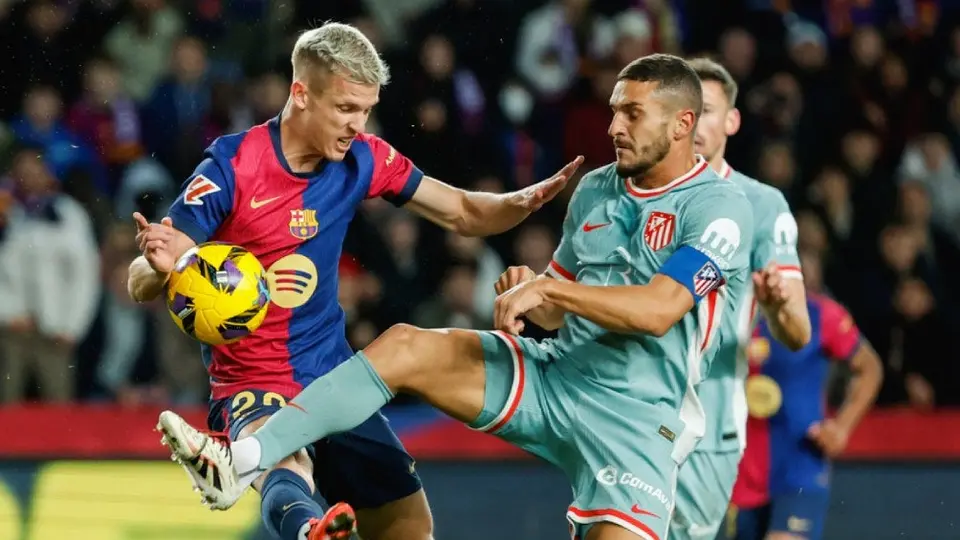 ¿Se quedará Dani Olmo con Barcelona? El jugador reportó al entrenamiento blaugrana