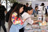 Tianguis de paca de la CDMX: Encontrarás libros desde 5 pesos