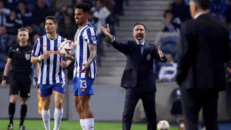 Porto, futuro club de Anselmi, cayó ante Olympiacos y está al borde de la eliminacion en Europa League