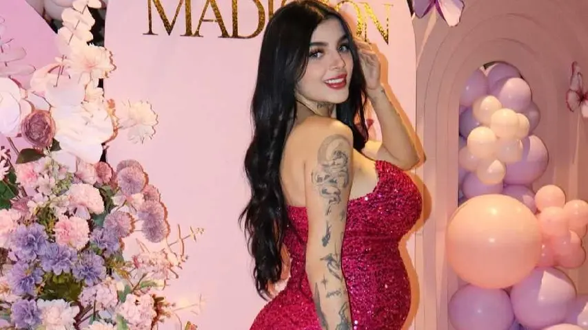 Karely Ruiz alertó a sus fans por dificultades vividas durante su embarazo | IG: @karelyruiz