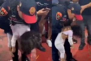 VIDEO: Policía salva a niña de ahogarse en la estación Merced del Metro de la CDMX
