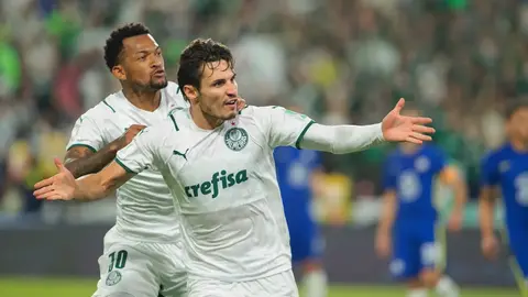 Raphael Veiga revela la importancia de Jardine y Paulo Victor en su fichaje con América