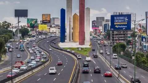 Hoy No Circula: ¿Qué autos NO circulan el lunes 6 de enero de 2025 en CDMX y EDOMEX?