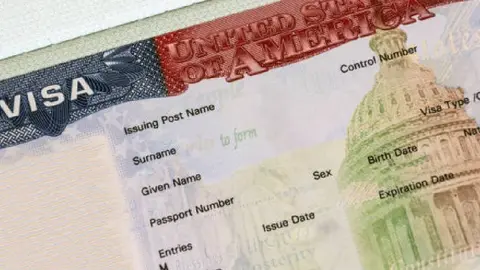 EU suspende de forma inmediata la emisión de visas en su embajada en Bogotá