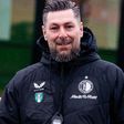 Feyenoord presenta a su nuevo DT previo al duelo ante Milan de Santiago Giménez