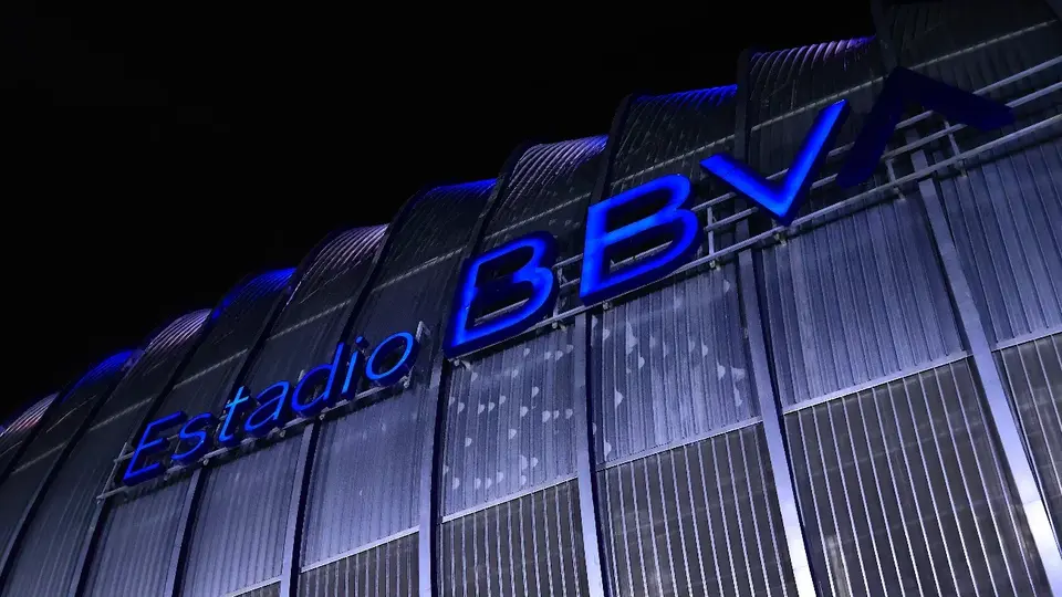 Tragedia afuera del Estadio BBVA: muere joven tras ser acuchillado