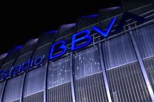 Tragedia afuera del Estadio BBVA: muere joven tras ser acuchillado