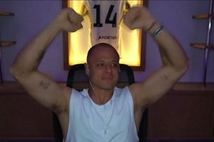 Werevertumorro 'defiende' a Chicharito tras críticas por llorar en Final de Kings League