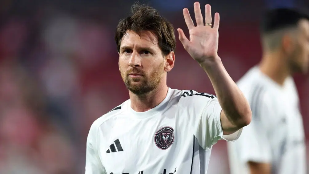 Lionel Messi en calentamiento con Inter de Miami | AP