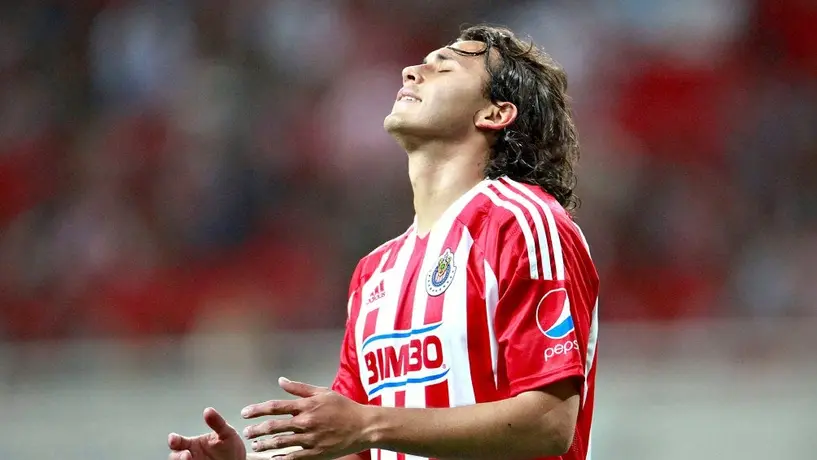 Omar Arellano, expromesa de Chivas, anuncia su retiro como profesional