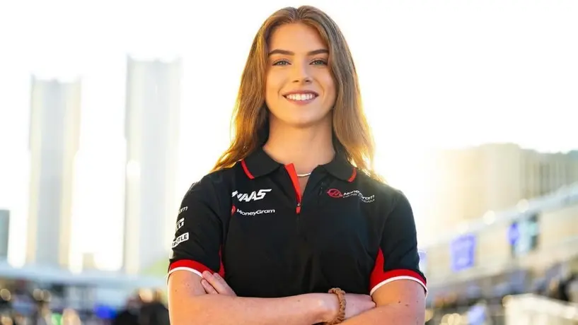 Sin Checo Pérez, Courtney Crone representará a México en la Fórmula 1 en 2025