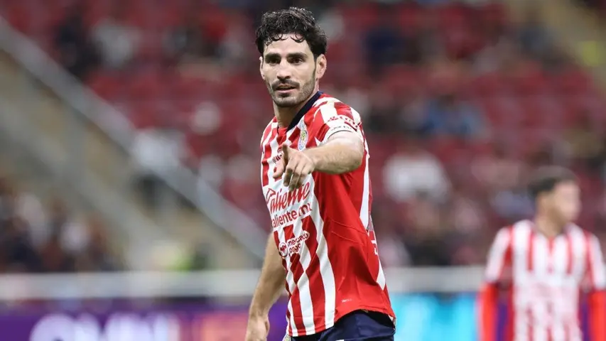 Antonio Briseño en Chivas | IMAGO7