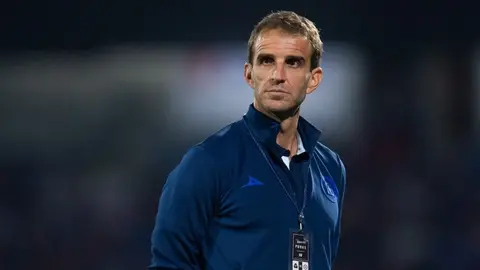 Iván Alonso presente en partido de Cruz Azul pese a rumores de investigación
