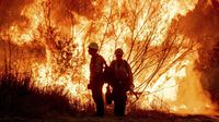 Aumenta a 11 las víctimas mortales por los intensos incendios en Los Ángeles