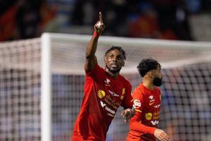 Al Qadasiya vs Al-Ettifaq: ¿Dónde y cuándo ver a Julián Quiñones?