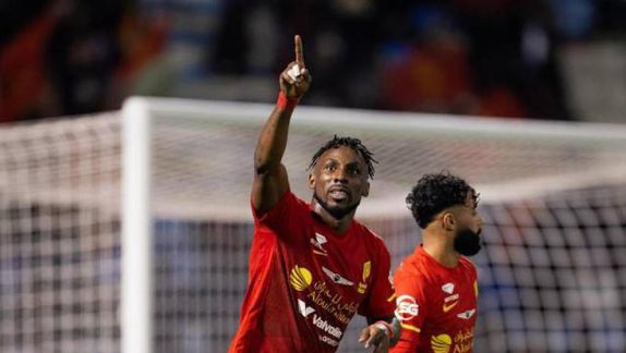 Al Qadasiya vs Al-Ettifaq: ¿Dónde y cuándo ver a Julián Quiñones?