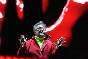 Fito Páez ofrece concierto frente a más de 80 mil asistentes en el Zócalo de la CDMX