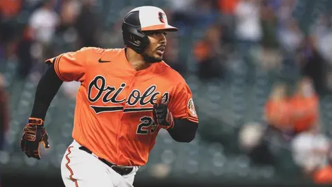 Anthony Santander firma contrato con Toronto Blue Jays por más de 92 millones de dólares