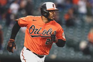 Anthony Santander firma contrato con Toronto Blue Jays por más de 92 millones de dólares