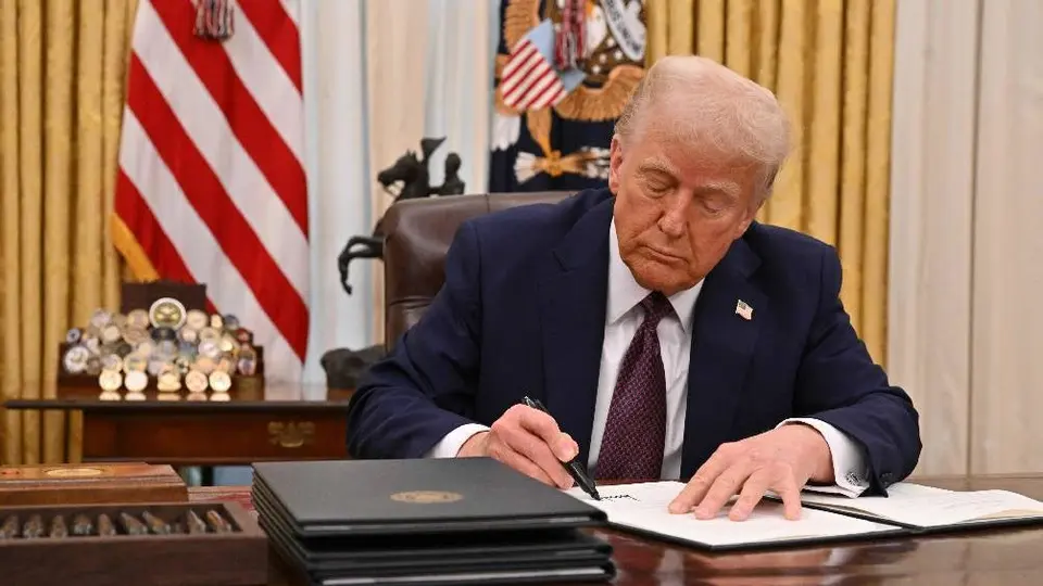 Trump ordena desclasificar archivos sobre asesinatos de Kennedy y Martin Luther King Jr.