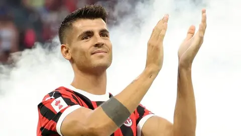 Santiago Giménez: Milan, muy cerca de vender a Morata y prepara nueva oferta por el mexicano