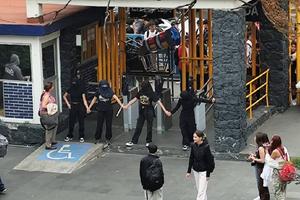 Encapuchados toman la prepa 8 de la UNAM. Esto sabemos
