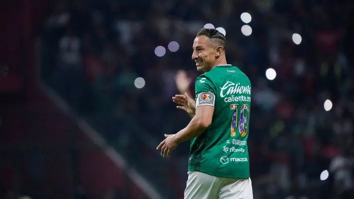 Andrés Guardado aprueba la participación de Fidalgo en la Selección Mexicana