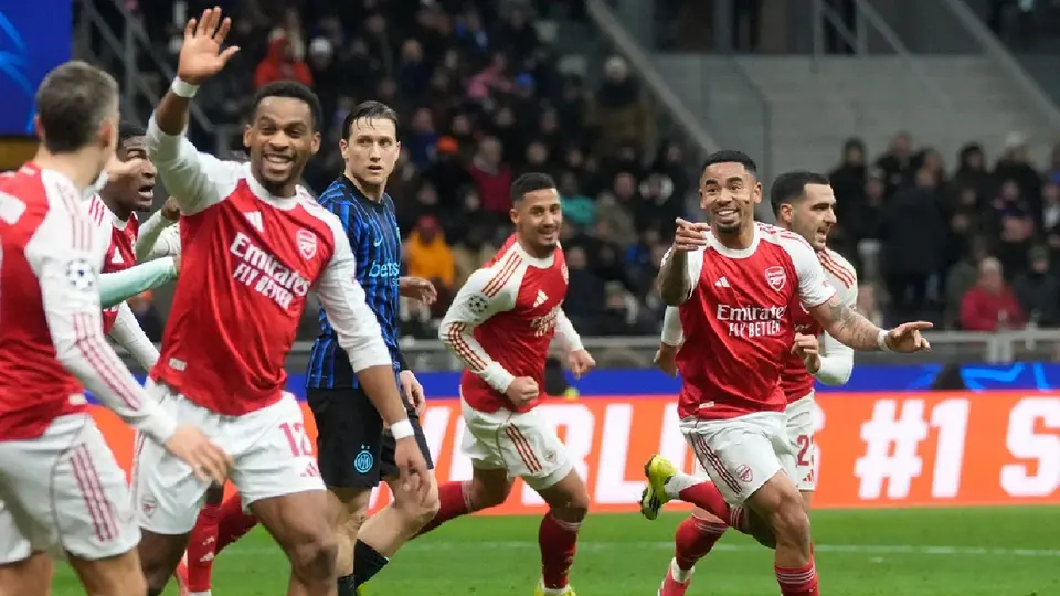 Champions League: Clasificados a Octavos y Playoffs al momento