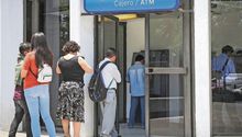 Estos bancos sí abrirán el 3 de febrero aunque sea puente en México