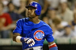Cálida bienvenida a Sammy Sosa en su reconciliación con los Chicago Cubs