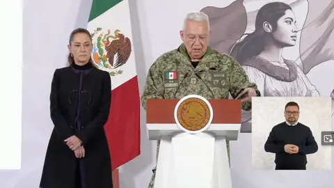 El secretario de la Defensa Nacional, Ricardo Trevilla Trejo, explicó que el capo cayó al visitar a una pareja sentimental / Especial