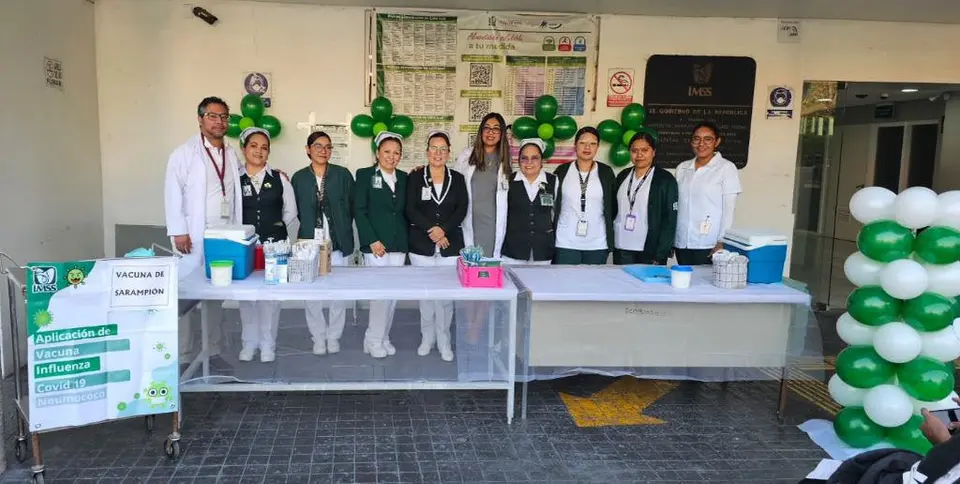 Los hospitales también laboran de manera normal / Especial