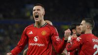 Manchester United vence al Everton, con gol de Šeško, y se mete a puestos de Champions