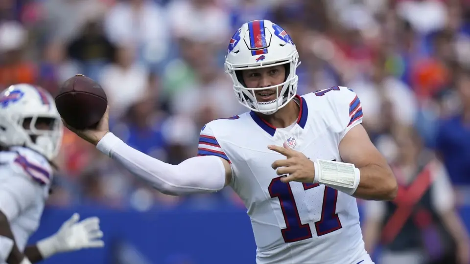 Josh Allen, mariscal de campo de Bills | AP