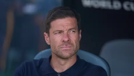 ¿Traiciona al Liverpool? Xabi Alonso es buscado por otro grande de la Premier League