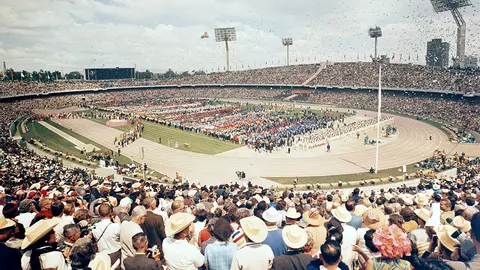 La ceremonia de inauguración de los Juegos Olímpicos México 1968.
