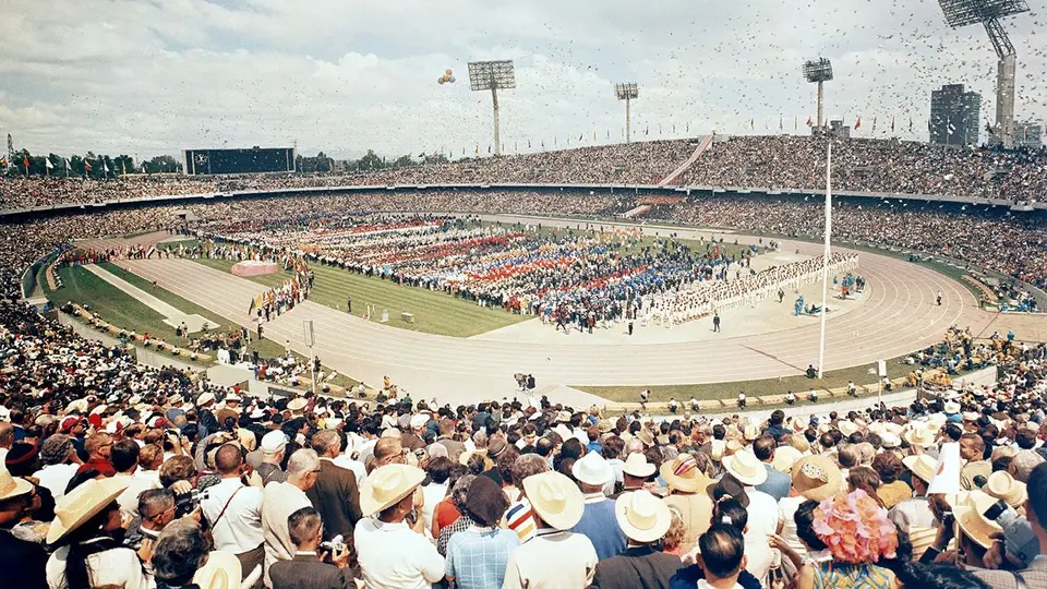 La ceremonia de inauguración de los Juegos Olímpicos México 1968.