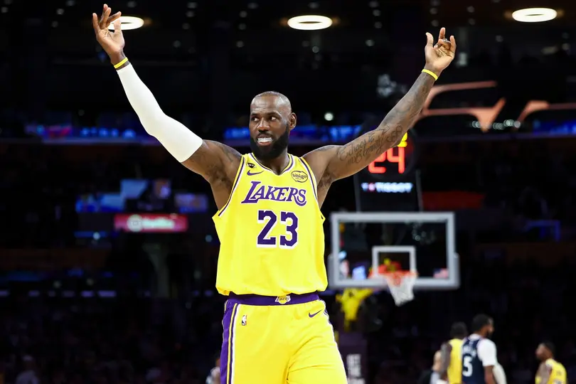 LeBron James, de Los Angeles Lakers, cerca de romper récord | AP
