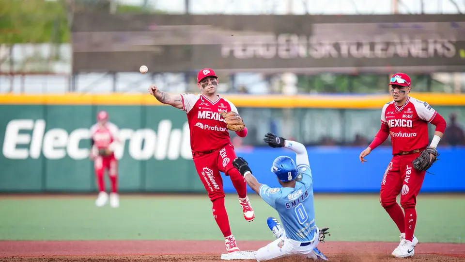 Juan Carlos Gamboa en el cuarto partido de la Serie del Rey de la LMB 2025 | IMAGO 7