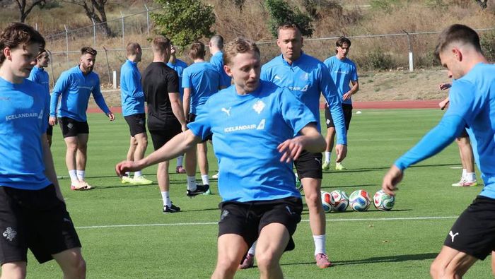 Jugadores de Islandia en entrenamiento en Querétaro | INSTAGRAM: @footballiceland