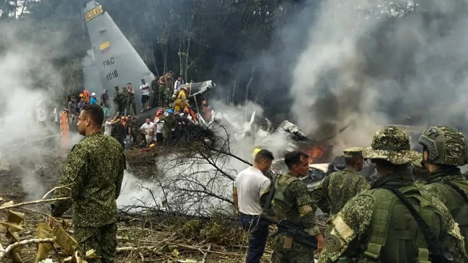 El desplome del avión sucedió apenas unos minutos después de su despegue/AFP