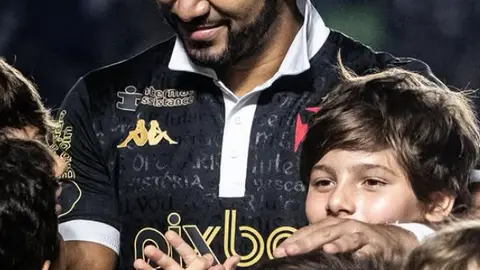 Dimitri Payet con el Vasco Da Gama l INSTA: @payetdimitri27