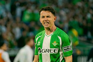 Álvaro Fidalgo se desvive en elogios para Jonathan Dos Santos: "Puedo decir que ha sido el compañero que me ha hecho mejor jugador"