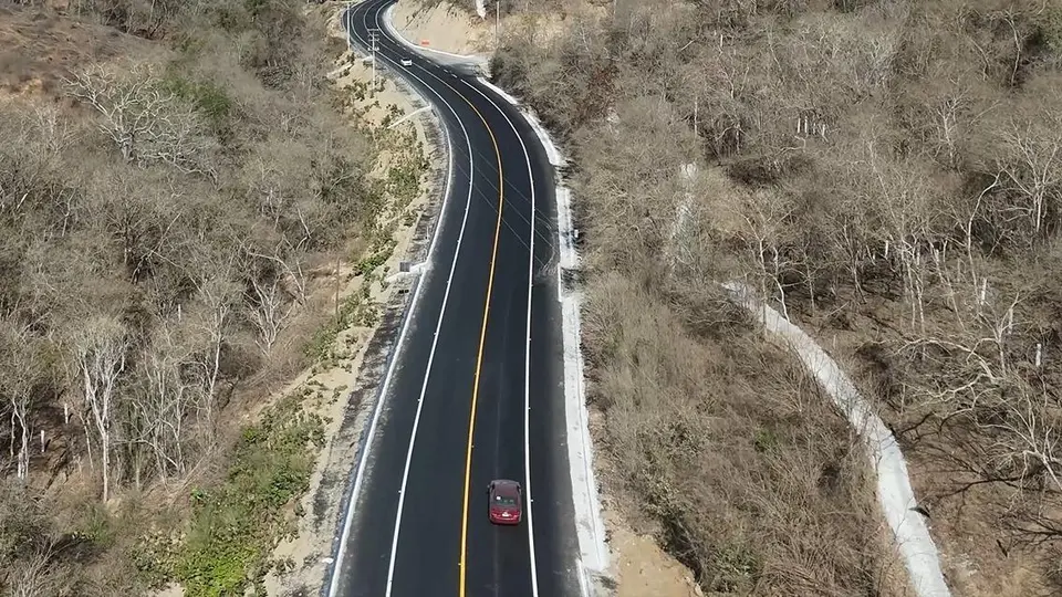 En 2025 se avanzó en la ampliación de 27 kilómetros y la construcción de ocho puentes./ Gobierno de México