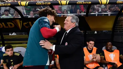 Miguel Herrera destaca carrera de Guillermo Ochoa: "es lo mejor que ha tenido México en los Mundiales"