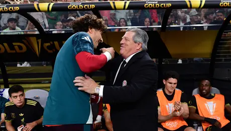 Miguel Herrera destaca carrera de Guillermo Ochoa: "es lo mejor que ha tenido México en los Mundiales"