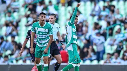 Santos durante su partido contra Puebla l MEXSPORT