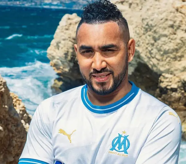 Payet portando la jersey del Olympique de Marsella l INSTA: @payetdimitri27