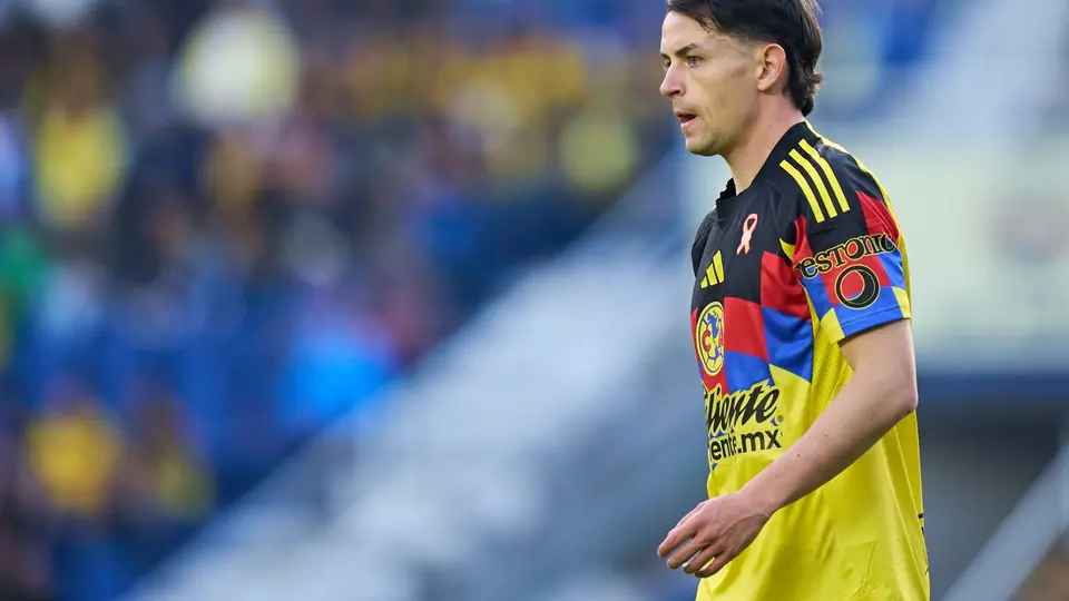 Álvaro Fidalgo durante un partido con América l MEXSPORT